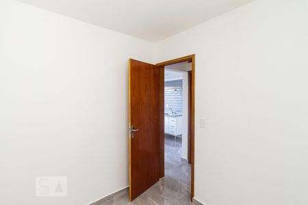 Quarto de apartamento para alugar com 2 quartos, 32m² em Vila Carrao, São Paulo
