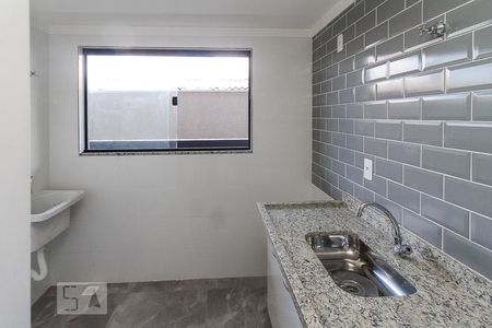 Cozinha de apartamento para alugar com 2 quartos, 32m² em Vila Carrao, São Paulo