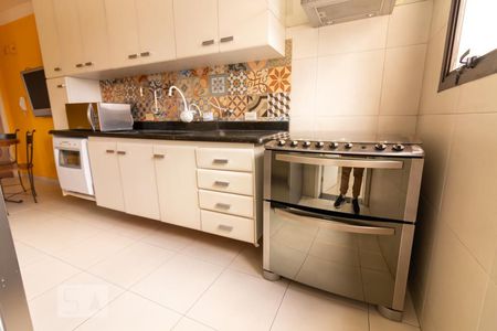 Apartamento à venda com 171m², 3 quartos e 2 vagasCozinha