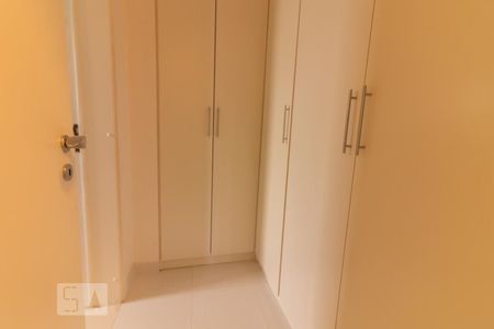 Apartamento à venda com 171m², 3 quartos e 2 vagasSuíte 3