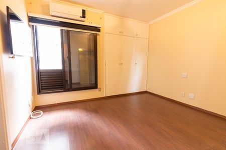 Apartamento à venda com 171m², 3 quartos e 2 vagasSuíte 2
