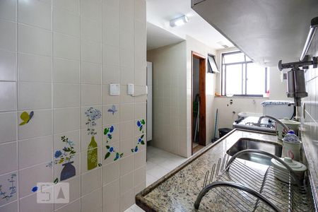 Apartamento para alugar com 85m², 2 quartos e 1 vaga Apartamento para alugar com 85m², 2 quartos e 1 vagaCozinha