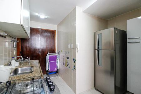 Apartamento para alugar com 85m², 2 quartos e 1 vaga Apartamento para alugar com 85m², 2 quartos e 1 vagaCozinha