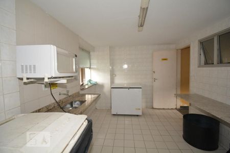 Apartamento à venda com 65m², 2 quartos e 1 vagaÁrea comum - Salão de festas