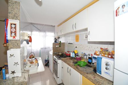 Apartamento à venda com 65m², 2 quartos e 1 vagaCozinha e Área de Serviço