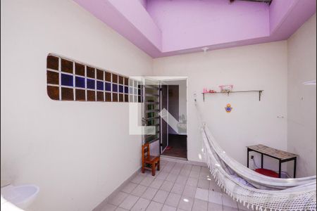 Casa à venda com 340m², 3 quartos e 6 vagas Casa à venda com 340m², 3 quartos e 6 vagasVaranda Superior