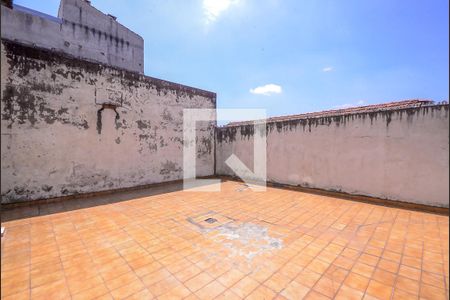 Casa à venda com 340m², 3 quartos e 6 vagas Casa à venda com 340m², 3 quartos e 6 vagasQuintal