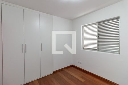 Apartamento à venda com 70m², 2 quartos e 2 vagasQuarto Suíte