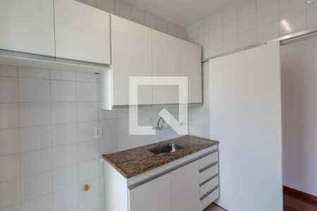 Apartamento à venda com 70m², 2 quartos e 2 vagasCozinha