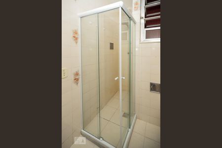 Apartamento à venda com 60m², 2 quartos e sem vaga Apartamento à venda com 60m², 2 quartos e sem vagaBanheiro