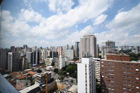 Varanda de kitnet/studio para alugar com 1 quarto, 27m² em Jardim Paulistano, São Paulo
