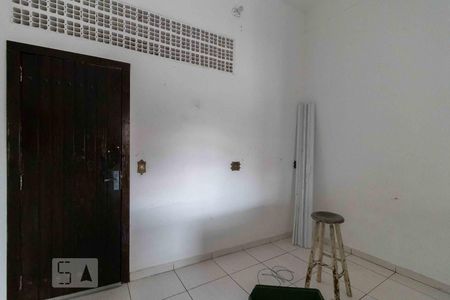 Sala - Quarto de kitnet/studio para alugar com 1 quarto, 100m² em Vila Bertioga, São Paulo