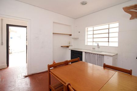 Casa à venda com 270m², 3 quartos e 2 vagasCozinha