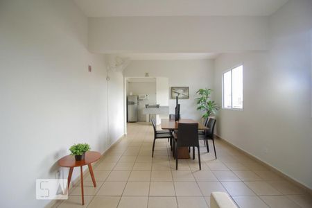 Apartamento para alugar com 60m², 2 quartos e 1 vagaÁrea comum