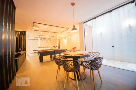 Casa à venda com 520m², 5 quartos e 6 vagas Casa à venda com 520m², 5 quartos e 6 vagassala de jogos