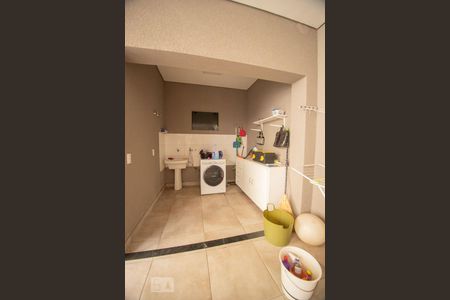 Casa à venda com 520m², 5 quartos e 6 vagas Casa à venda com 520m², 5 quartos e 6 vagasarea de serviço