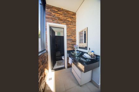 Casa à venda com 520m², 5 quartos e 6 vagas Casa à venda com 520m², 5 quartos e 6 vagasbanheiro