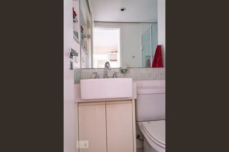 Apartamento à venda com 130m², 4 quartos e 2 vagasBanheiro Suíte 2