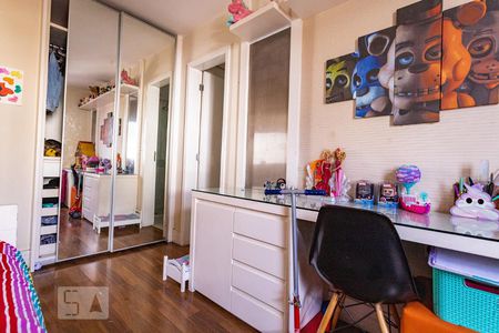 Apartamento à venda com 130m², 4 quartos e 2 vagasSuíte 2