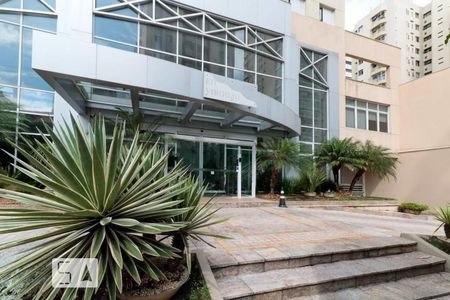Apartamento à venda com 48m², 2 quartos e 1 vaga Apartamento à venda com 48m², 2 quartos e 1 vagaFachada