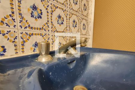 Apartamento à venda com 80m², 3 quartos e sem vaga Apartamento à venda com 80m², 3 quartos e sem vagaBanheiro Social