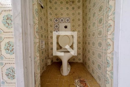 Apartamento à venda com 80m², 3 quartos e sem vaga Apartamento à venda com 80m², 3 quartos e sem vagaBanheiro de serviço