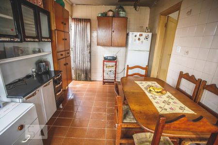 Casa à venda com 90m², 3 quartos e 2 vagasCozinha