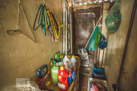 Casa à venda com 90m², 3 quartos e 2 vagasdepósito