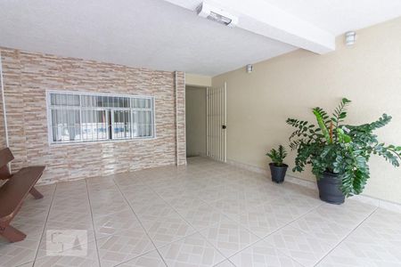 Casa à venda com 250m², 3 quartos e 2 vagasGaragem