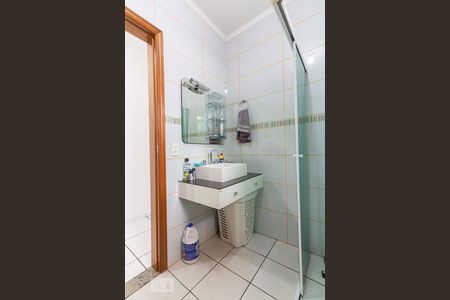 Casa à venda com 250m², 3 quartos e 2 vagasbanheiro Suíte 2