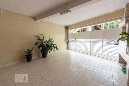 Casa à venda com 250m², 3 quartos e 2 vagasGaragem