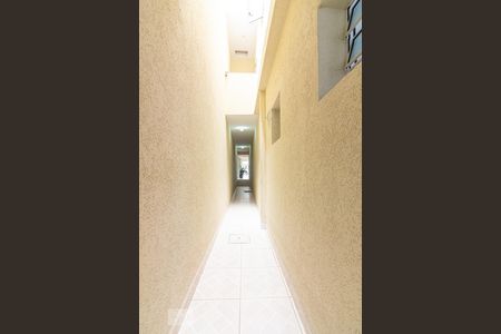 Casa à venda com 250m², 3 quartos e 2 vagasCorredor