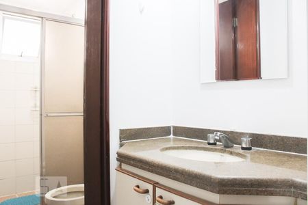 Apartamento para alugar com 98m², 3 quartos e 2 vagas Apartamento para alugar com 98m², 3 quartos e 2 vagasBanheiro