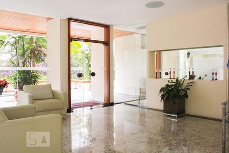 Apartamento para alugar com 98m², 3 quartos e 2 vagas Apartamento para alugar com 98m², 3 quartos e 2 vagasHall