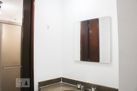Apartamento para alugar com 98m², 3 quartos e 2 vagas Apartamento para alugar com 98m², 3 quartos e 2 vagasBanheiro