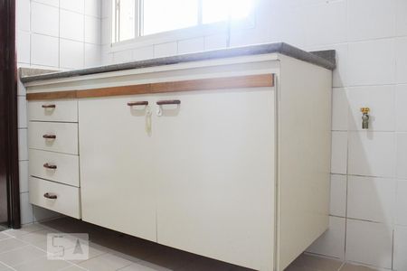 Apartamento para alugar com 98m², 3 quartos e 2 vagas Apartamento para alugar com 98m², 3 quartos e 2 vagasCozinha