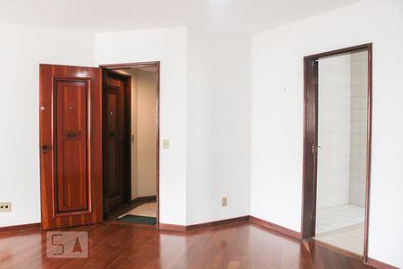 Sala de apartamento para alugar com 3 quartos, 98m² em Parque Imperial, São Paulo