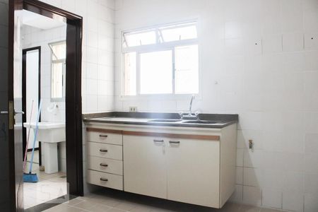 Apartamento para alugar com 98m², 3 quartos e 2 vagas Apartamento para alugar com 98m², 3 quartos e 2 vagasCozinha