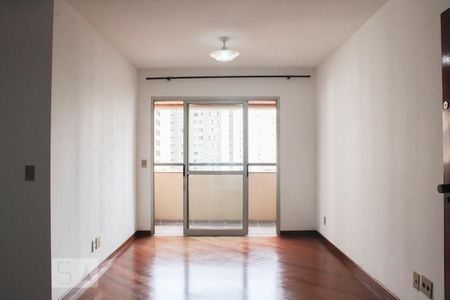 Sala de apartamento para alugar com 3 quartos, 98m² em Parque Imperial, São Paulo
