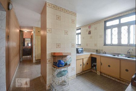 Casa à venda com 180m², 4 quartos e 5 vagasCozinha