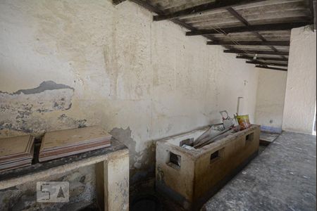 Casa à venda com 180m², 4 quartos e 5 vagasÁrea Externa