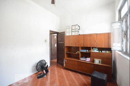 Casa à venda com 180m², 4 quartos e 5 vagasQuarto 2