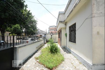 Casa à venda com 180m², 4 quartos e 5 vagasÁrea Externa - Frente