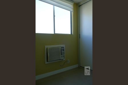 Apartamento à venda com 160m², 3 quartos e 2 vagasQuarto 2