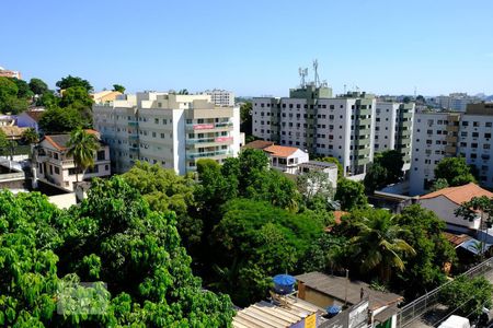 Apartamento à venda com 160m², 3 quartos e 2 vagasVista quarto 2