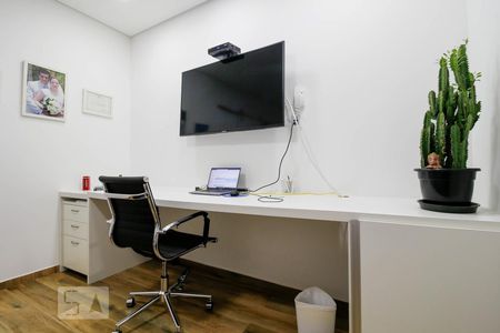 Casa à venda com 430m², 3 quartos e 5 vagas Casa à venda com 430m², 3 quartos e 5 vagasQuarto 3