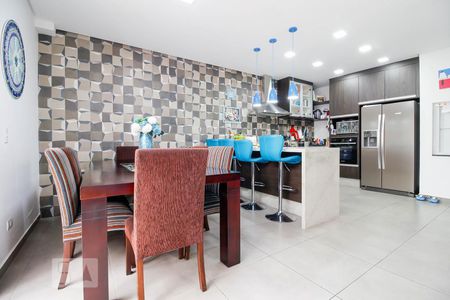 Casa à venda com 430m², 3 quartos e 5 vagas Casa à venda com 430m², 3 quartos e 5 vagasCozinha