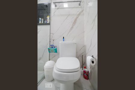 Casa à venda com 430m², 3 quartos e 5 vagas Casa à venda com 430m², 3 quartos e 5 vagasBanheiro do Quarto 3