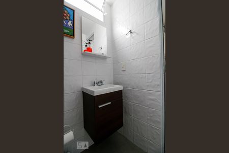 Casa à venda com 430m², 3 quartos e 5 vagas Casa à venda com 430m², 3 quartos e 5 vagasBanheiro de Serviço