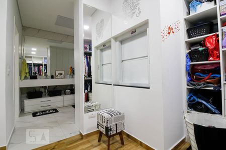 Casa à venda com 430m², 3 quartos e 5 vagas Casa à venda com 430m², 3 quartos e 5 vagasCloset do quarto 3